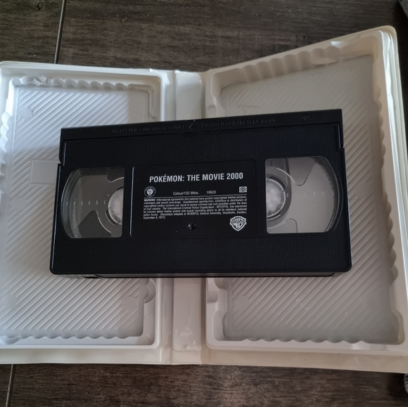 POKEMON: The Movie 2000 Clamshell Case VHS - Picture 4 of 4